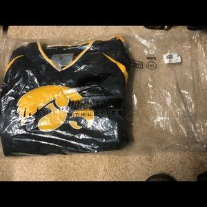 Iowa Hawkeyes jacket by Colosseum Athletics